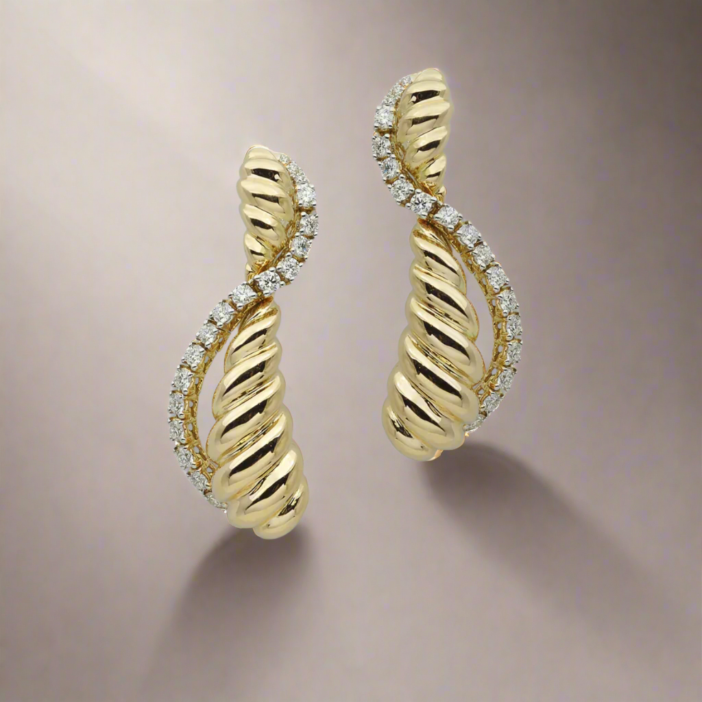 Kavant & Sharart Talay Ripples Diamond Earrings