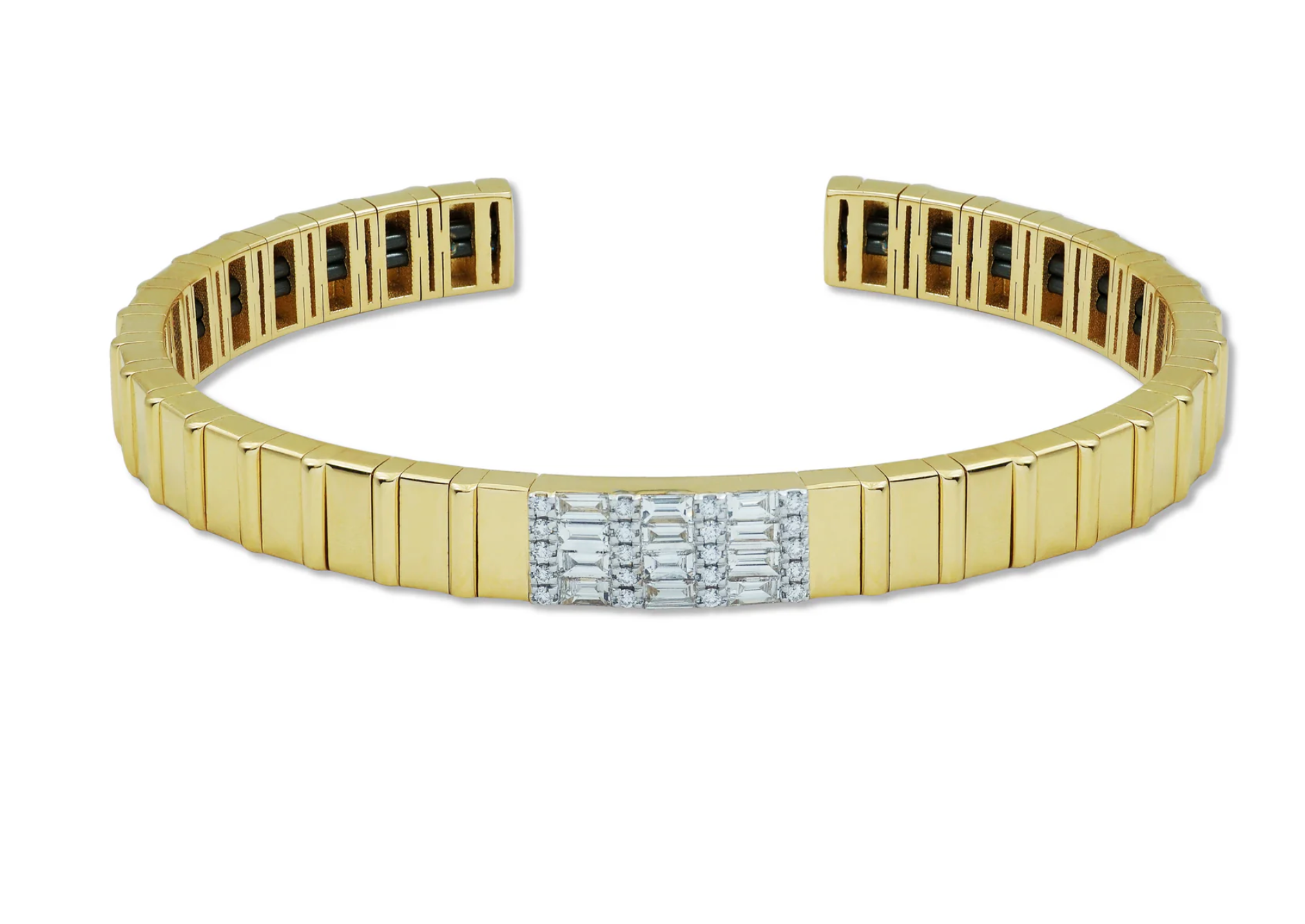 Kavant & Sharart Twist Cigar Spring Minimalist Diamond Bangle