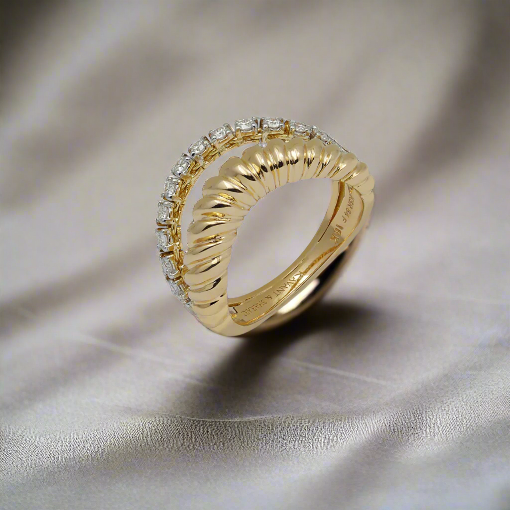 Kavant & Sharart Talay Ripples Duo Diamond Ring