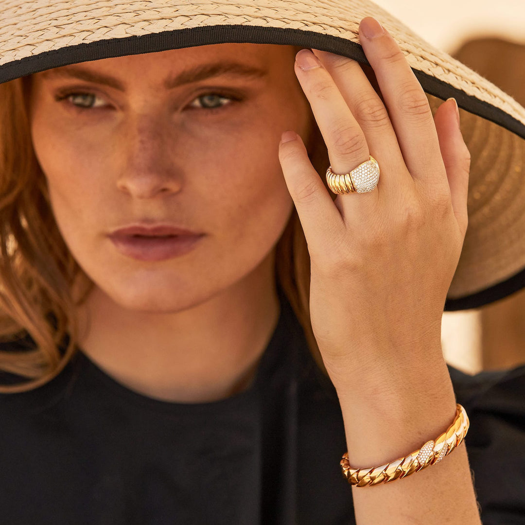 Tresore 18k Gold and Diamond Stretch Ring